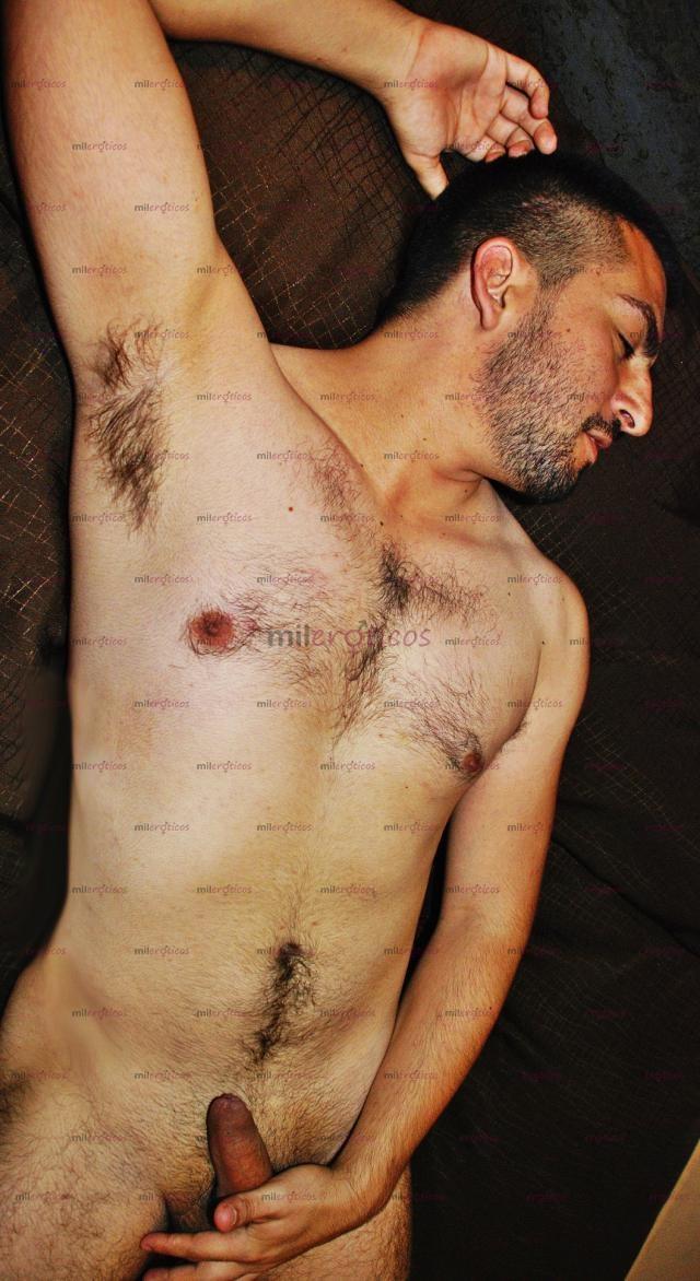 FOTOS DE OMAR MACHO VELLUDO ACTIVO MASAJISTA PA MAMAR Y COGER ÉL MEJOR A TODA HORA