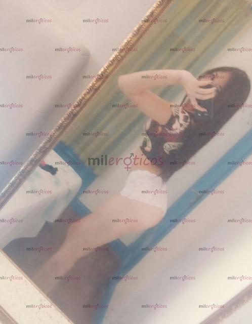 FOTOS DE MAYA ELEGANTE ABDOMEN PLANO