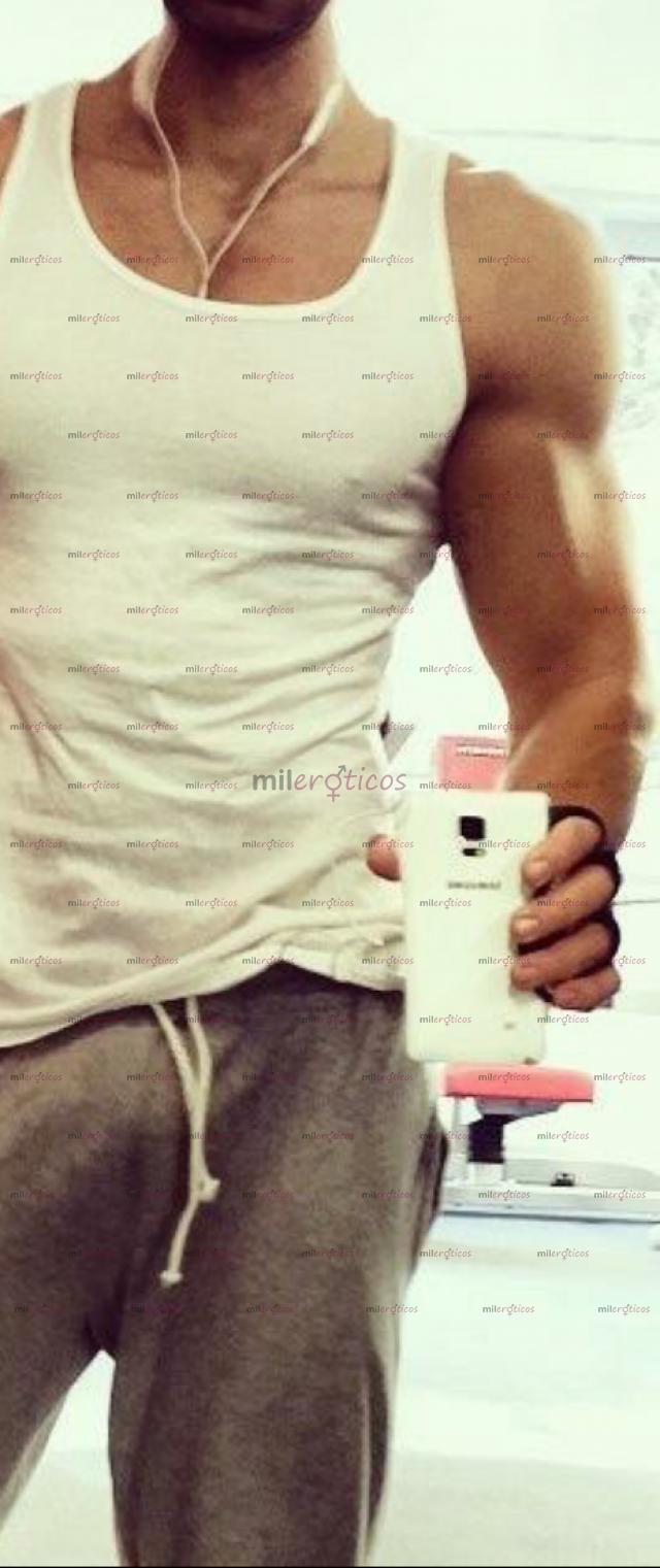 FOTOS DE GUAPO, VARONIL, CUERPO DE GYM, TATUADO Y FIESTERO, SOLO PARA EXIGENTES, DISPONIB