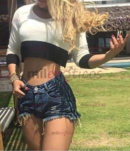 FOTOS DE ATRACTIVA APRETADITA Y MOJADITA BONITA ESCULTURAL DANNAE