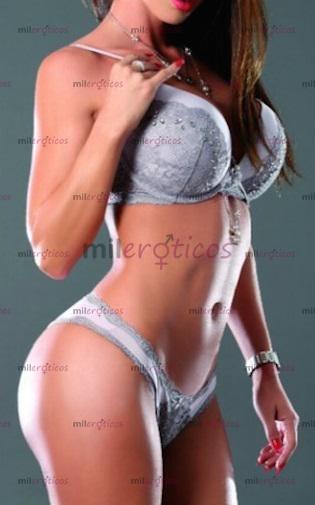 FOTOS DE ATRACTIVA ALTA COMPLACIENTE MODELO SEXY YAZMIN