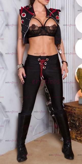 FOTOS DE ATRACTIVA ALTA COMPLACIENTE MODELO SEXY YAZMIN