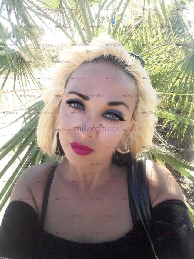Fotos de Julia sim desfrace jo sim soy una trans de verdad.