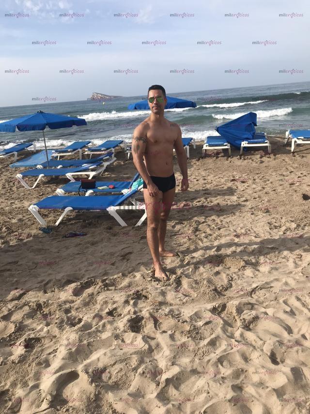 Fotos de Realmente guapo y bien dotado!!!
