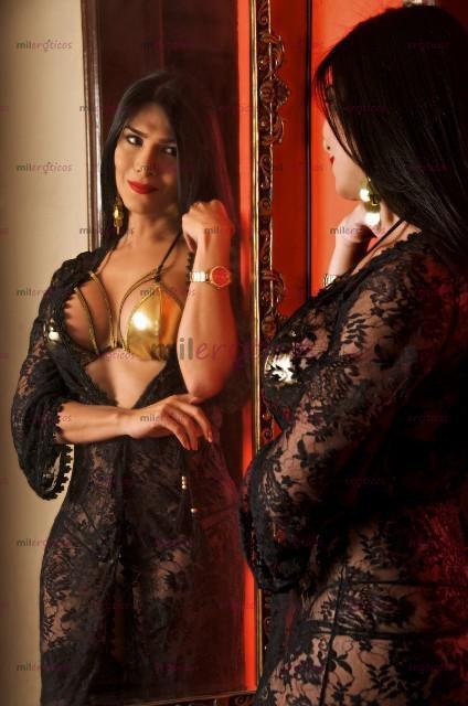 FOTOS DE KRISTAL CACHONDA Y ERECTA PACKS TETONA CULONA Y LECHOSA