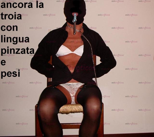 Fotos de Slave passivo cerca padrone