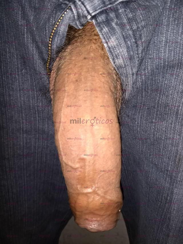 FOTOS DE CHAKAL REATUDO ,CON LA VERGA CARGADA DE LECHE