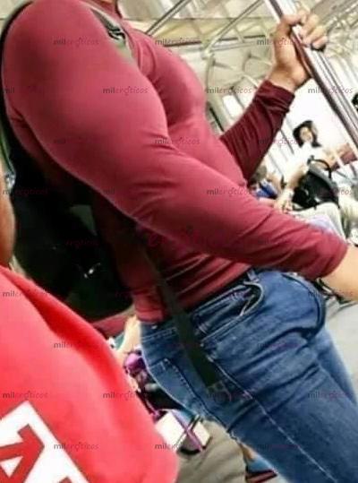 Fotos de 2 POLLONES ACTIVOS (21 cm 23 cm) LATINOS MORBOSOS Y MACHOS LECHEROS