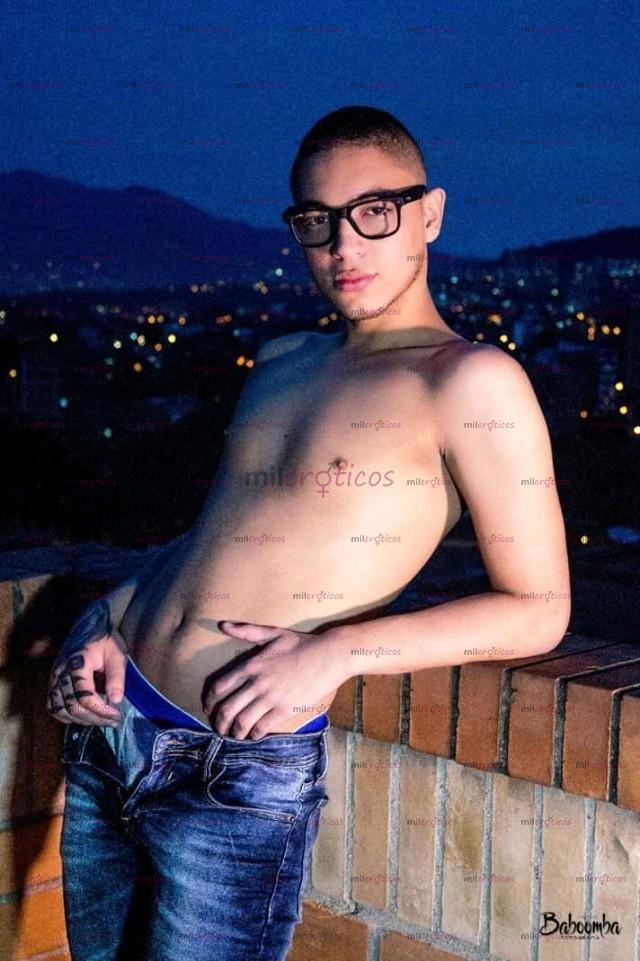 Fotos de VENEZOLANO NOVEDAD LEONEL TALADRA CULOS BDSM 1.90CM ESTATURA