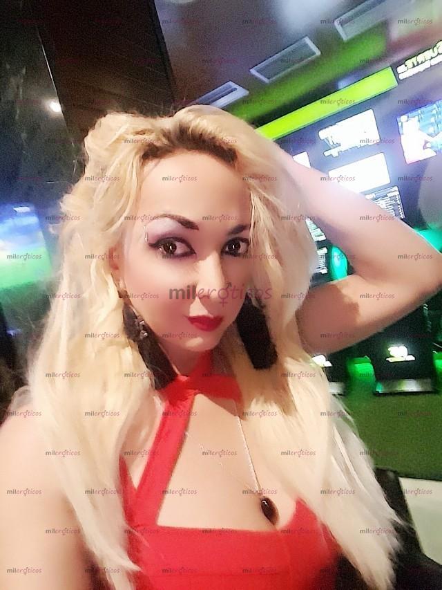 Fotos de Ninfomana por sexo una bonba en la cama piso privado