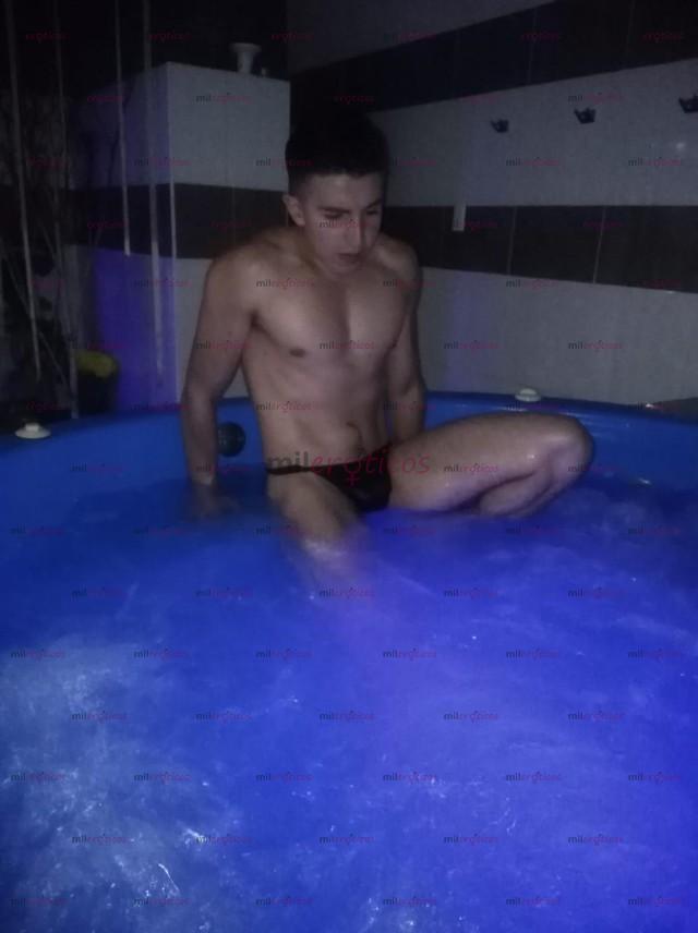 Fotos de Sexto Sentido te ofrece el espacio ideal para disfrutar del erotismo masculino.
