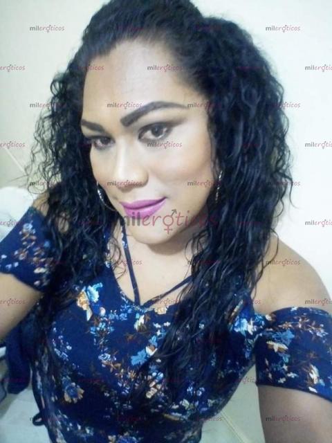 Fotos de Daniela Sodi una chica transexual con un caramelo de 17 cm activa pasiva inter