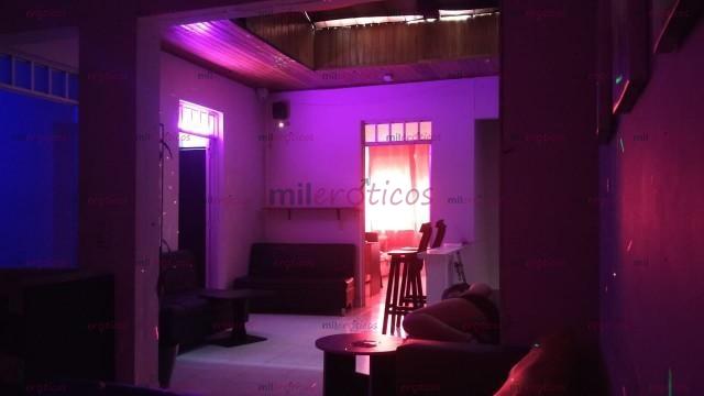 Fotos de Abrimos desde las 10am, varias chicas disponibles.