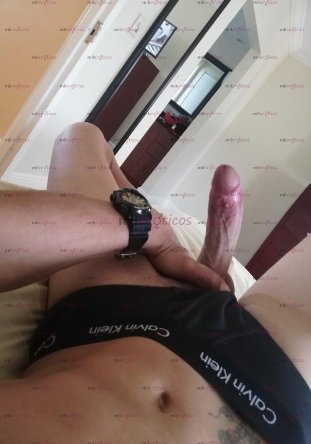 Fotos de POR POCOS DÍAS..ESPECTACULAR POLLO VERGON LECHERO MORBOSO CON POTENTE ERECCIÓN.