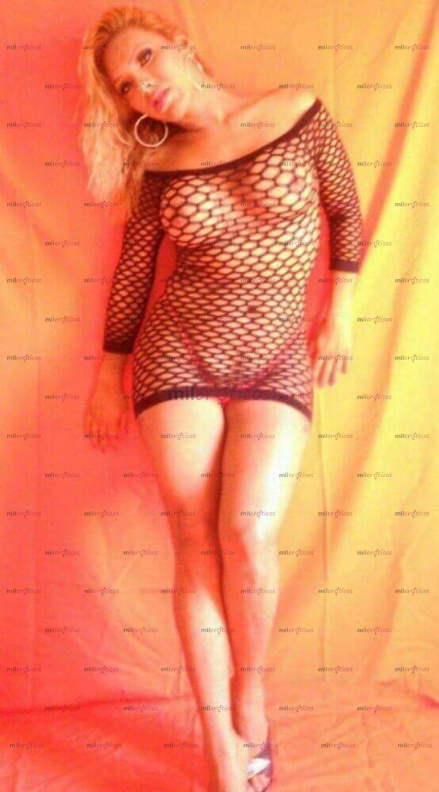 FOTOS DE NI CARA D ÁNGEL NI CUERPO D DIOSA SIMPLEMENTE LA MORENA ROMPE CULOS