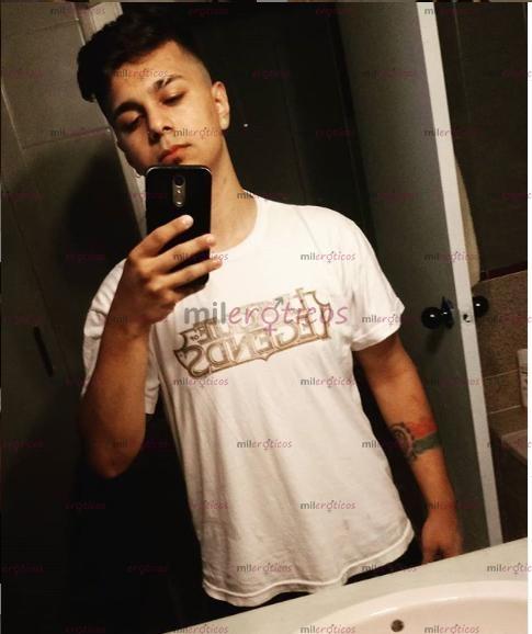 Fotos de Joven argentino, de 21 años, cumple lo que necesites