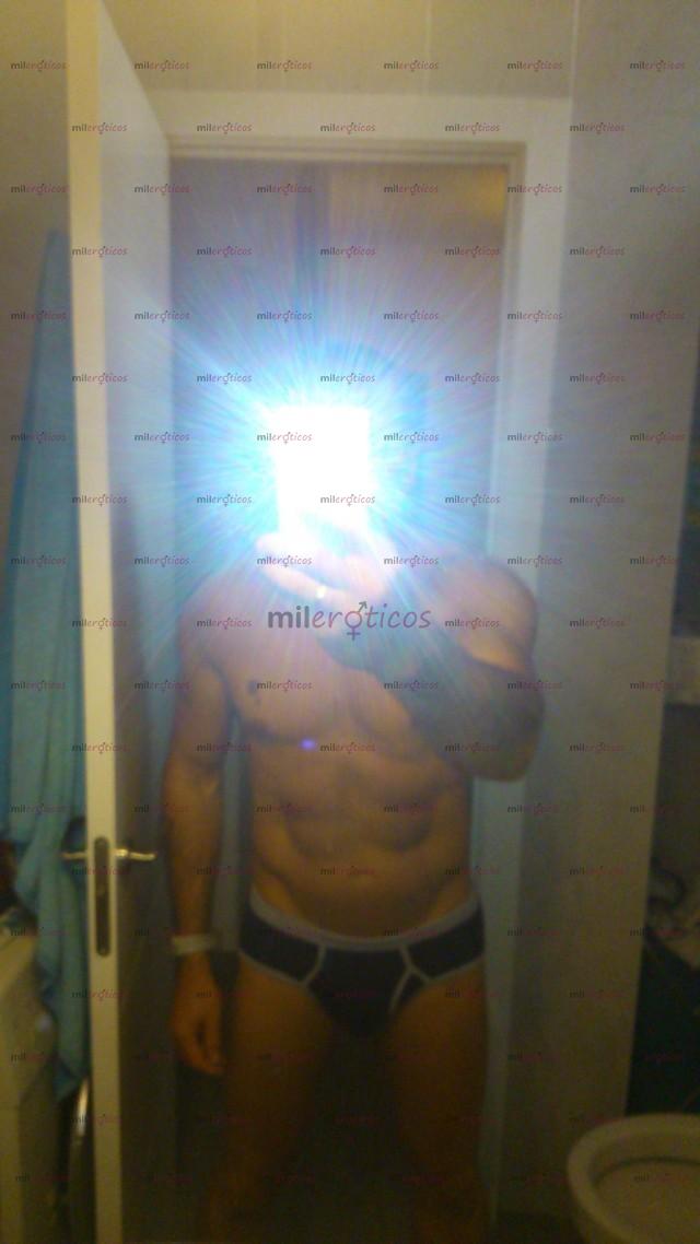 Fotos de TIO MASCULINO DE GYM PARA MORBO Y DISCRECCIÓN