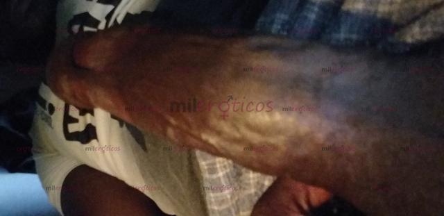 Fotos de Hola soy un chico negro tengo 30 años tengo polla grande y duró