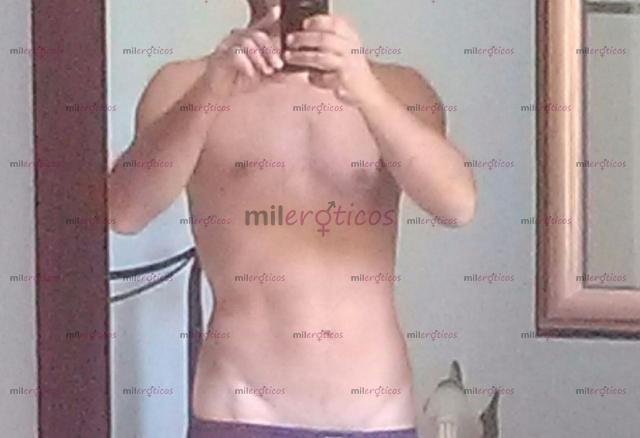 Fotos de Gay passivo molto porco e voglioso ospito a cagliari