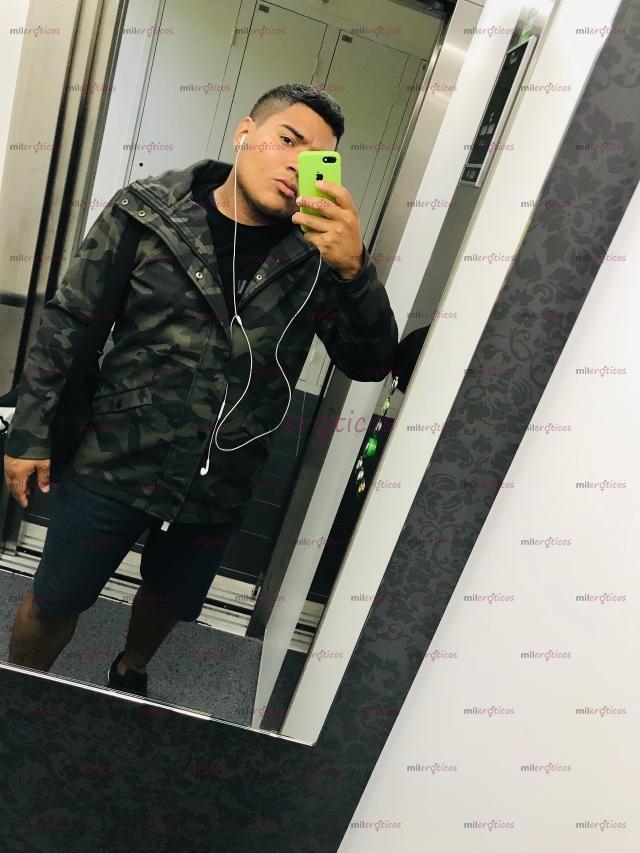 Fotos de Recién llegado latino joven full arrecho
