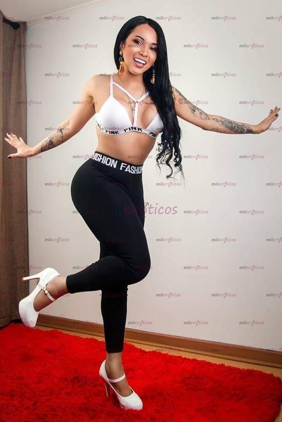 Fotos de Impresionante bomba trans súper sexy y morbosa No esperes,quiero follar ahora.