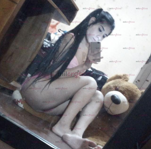 Fotos de UN CULO SUPER GOLOZO QUE ESTA PIDIENDO LECHE A GRITOS Y UN RICO SEXO ORAL AL NAT