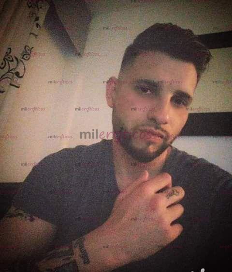 Fotos de Chico ardiente tu amante preferido para follar