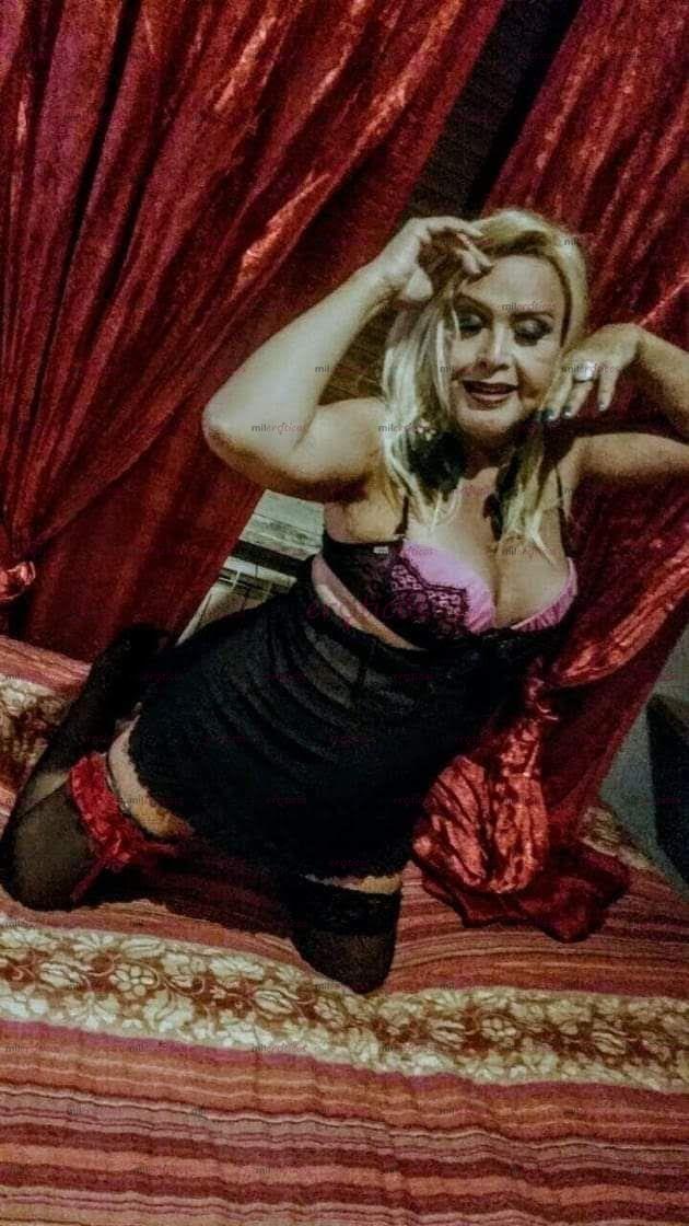 Fotos de SPUMEGGIANTE Flavya MILF PROFESSORESSA DEL PIACERE!!!!