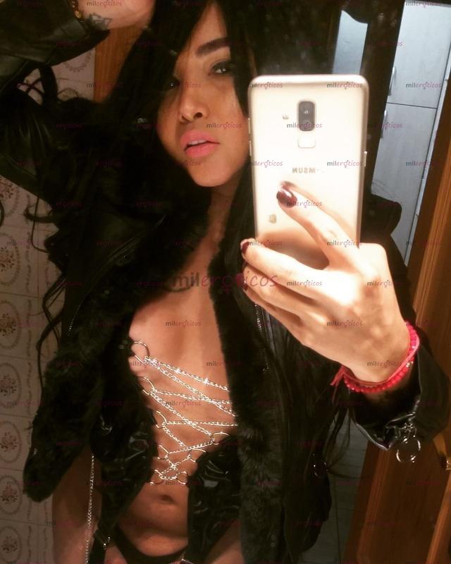 Fotos de Impresionante bomba trans súper sexy y morbosa No esperes,quiero follar ahora.