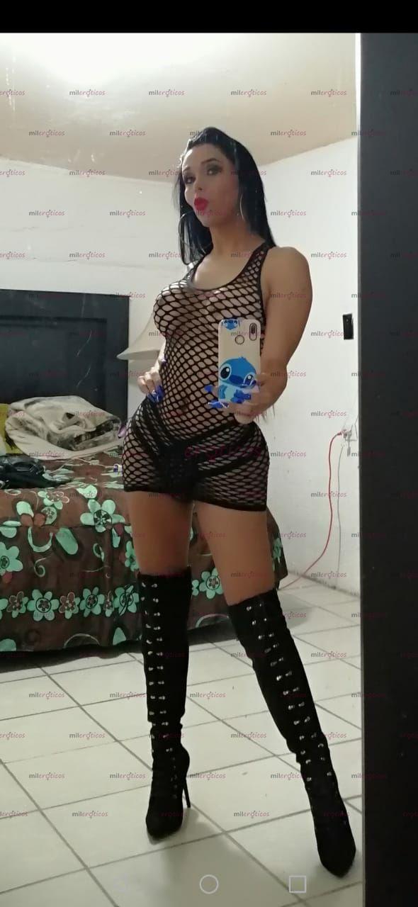 FOTOS DE HOT DOLL !!!! EL CUERPO MAS ESTETICO .. CON LUGAR