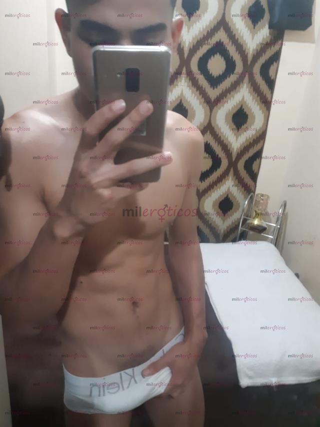 Fotos de Reick Niñato activo con 20cm de polla lechera