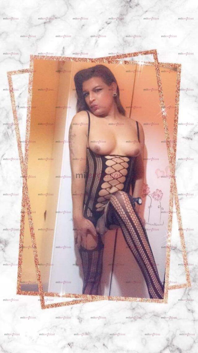 Fotos de Chica latina muy maja cachonda de muchas fantasías esmeralda