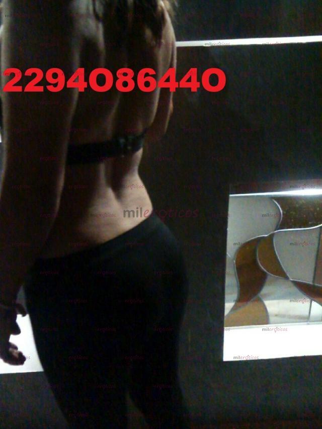 FOTOS DE SOY EXPERTA EN ORAL ME GUSTA QUE TU ME LO HAGAS TAMBIEN A MI VAGINAL SIN PRISAS