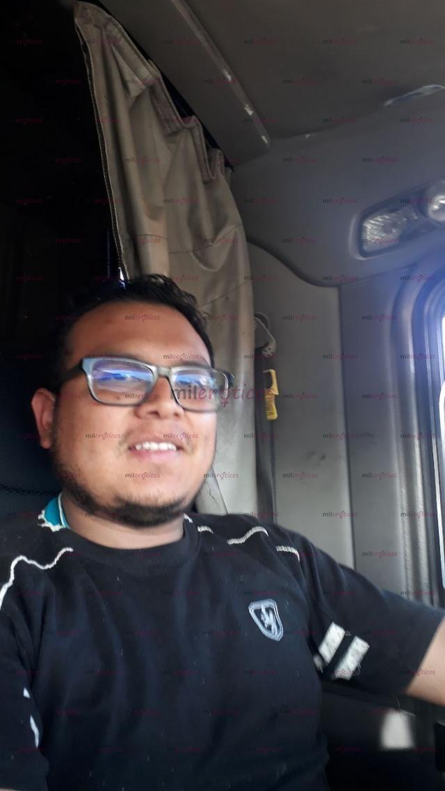 Fotos de Hola chico de 28 años busca chicas que les gust el sexo sin compromisoy discre