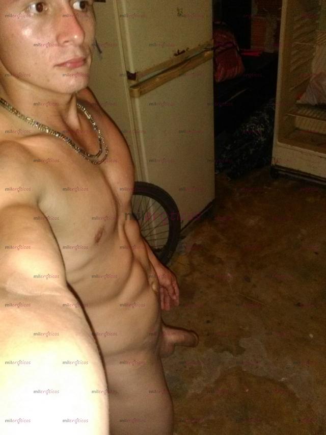 FOTOS DE SILVERIO 30 AÑOS DE EDAD CON UN PENE DE 20 CM SOLO MUJERES O TRÍOS HETEROS