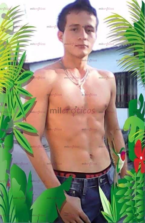 FOTOS DE SILVERIO 30 AÑOS DE EDAD CON UN PENE DE 20 CM SOLO MUJERES O TRÍOS HETEROS