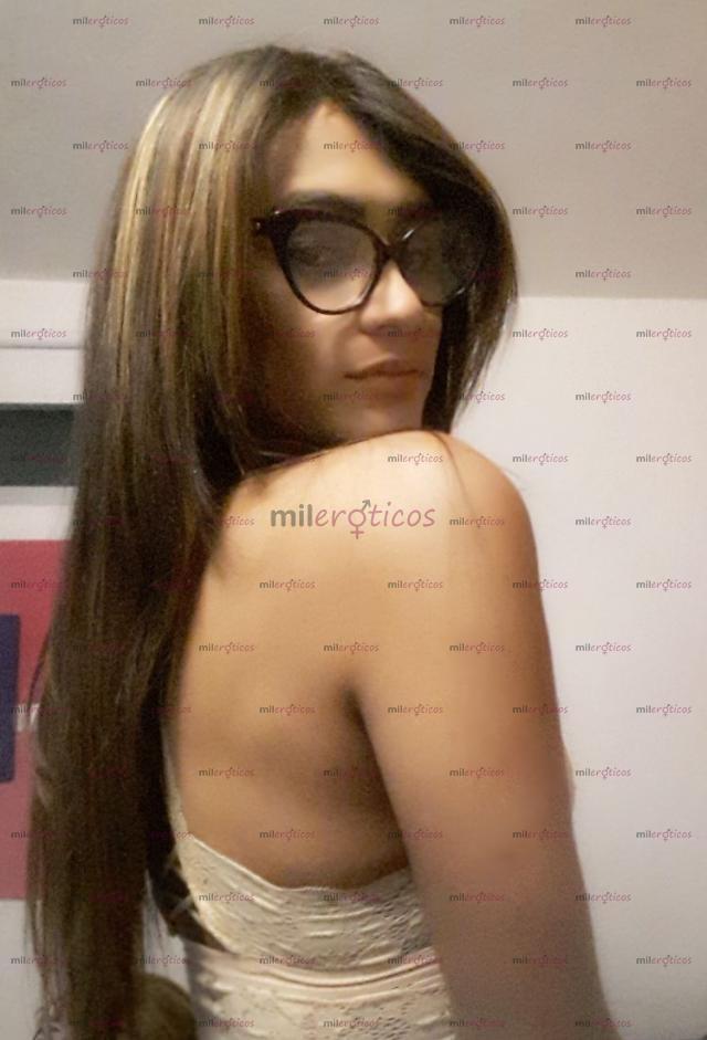 FOTOS DE DELGADITA DE PIEL CANELA SUPER FEMENINA CON 23CM ENTRE LAS PIERNAS,ME DESLECHAS?