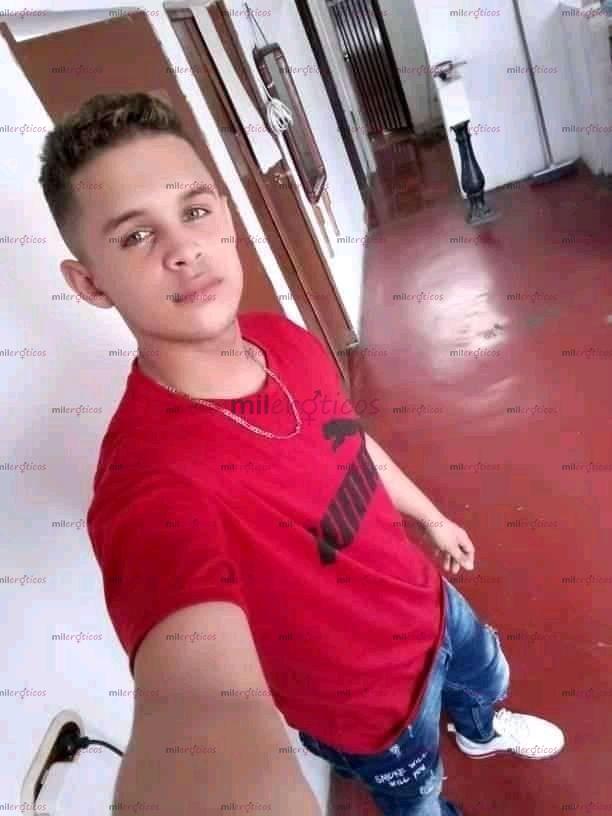 Fotos de Soy un joven nuevo chicas con ganas de complarcete