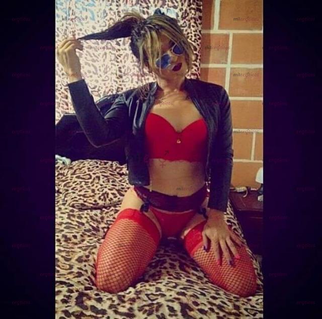 Fotos de Sólita en casa me fascina chupar y que me claven rico