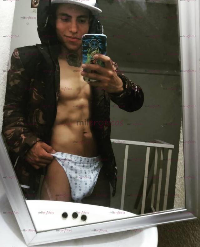 FOTOS DE CHAVITO FITTNES CON VERGA DE 22 CM. SUPER CALIENTE Y COMPLACIENTE. CON LUGAR.
