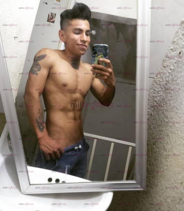 FOTOS DE CHAVITO FITTNES CON VERGA DE 22 CM. SUPER CALIENTE Y COMPLACIENTE. CON LUGAR.