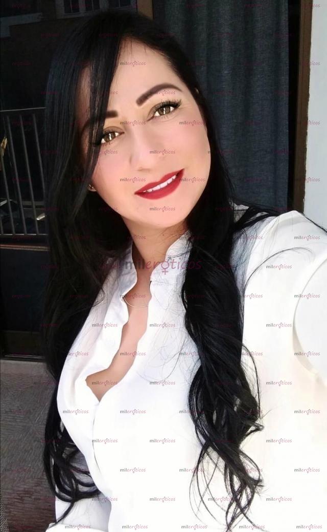 Fotos de ANDREA VICIOSA COLOMBIANA MUY FIESTERA SIEMPRE CON GANAS DE FOLLAR