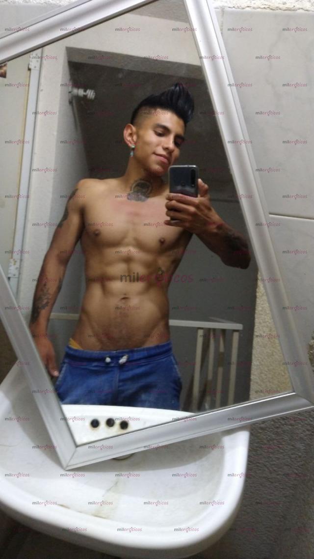 FOTOS DE SEMENTAL MAMADO DE 21 AÑOS CON DELICIOSA VERGA DE 22 CM ...24HRS, CON LUGAR.