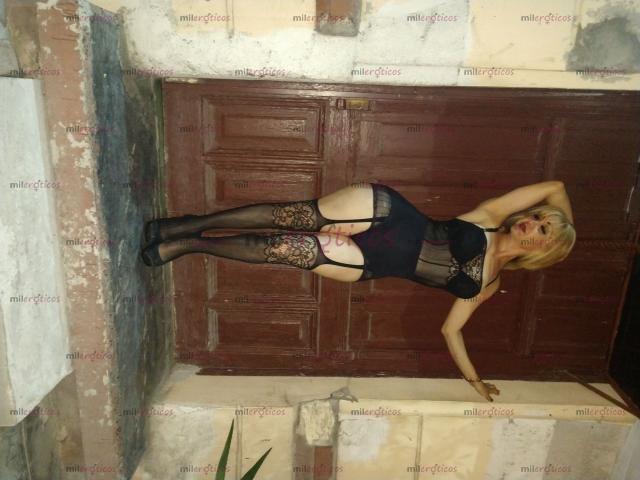 FOTOS DE LORENA ARDIENTE Y CACHONDA PARA DAR Y RECIBIR TODO