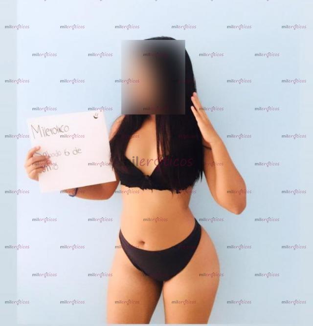 Fotos de TRATO DE NOVIOS, BESOS Y CARICIAS PAPI, SOY 100 % REAL