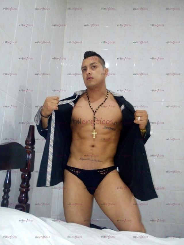 Fotos de Gays no...Gente solvente y swinger .sexo y juegos calientes y castigos morbosos