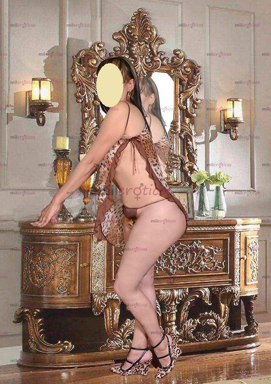 FOTOS DE ISSA MI BOCA ARDIENTE Y MIS LABIOS HÚMEDOS EXCITARAN TU SEXO CON UN ORAL NATURAL