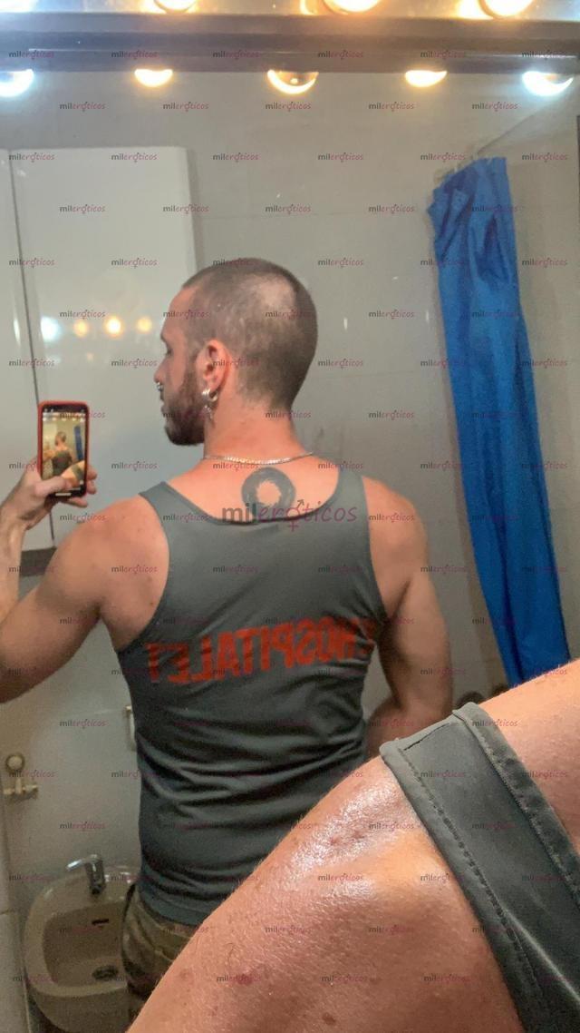Fotos de Hola! Me llamo Roc. Soy un chico catalán, joven, atlético, morboso y educado.