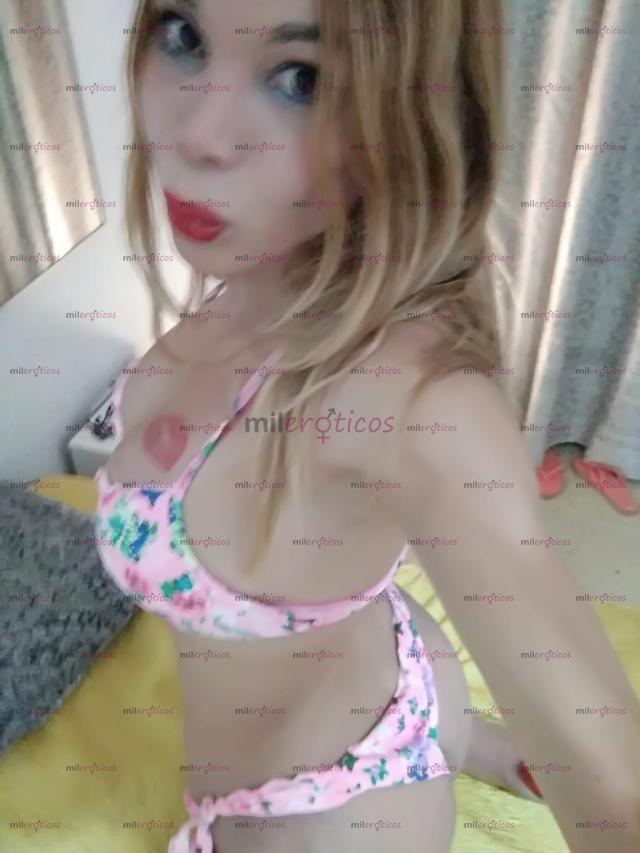 Fotos de Fiestera y cañera pasiva o acitva completa rubia bella real