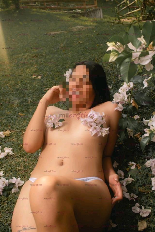 FOTOS DE JOVEN Y BELLA.... LA CHICA PERFECTA PARA UN SALIR DE LA RUTINA